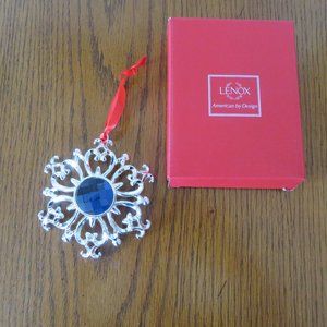 NWT NIB Lenox Snowflake Silverplated Ornament
